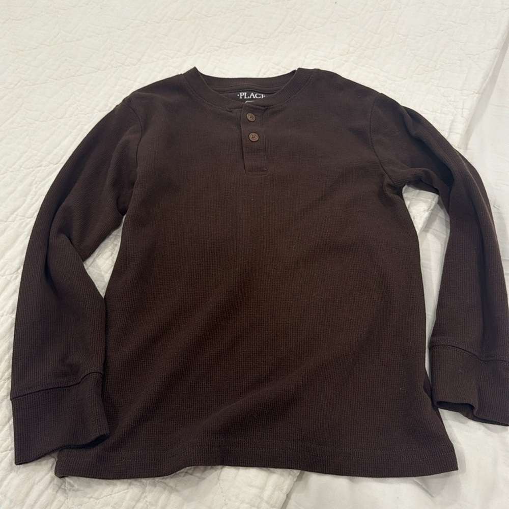 Kids Long sleeve with button. Lightly used. The Children’s Place. Tag-less label